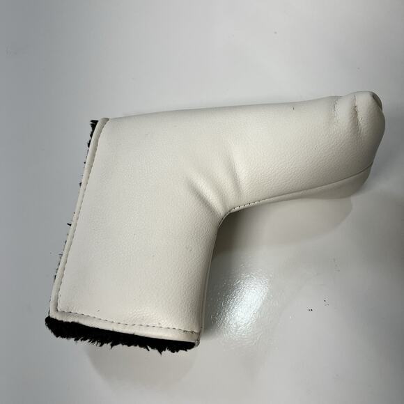 Crondon Park Golf Course Name Blade Putter White Golf Club Head Cover - Picture 4 of 4